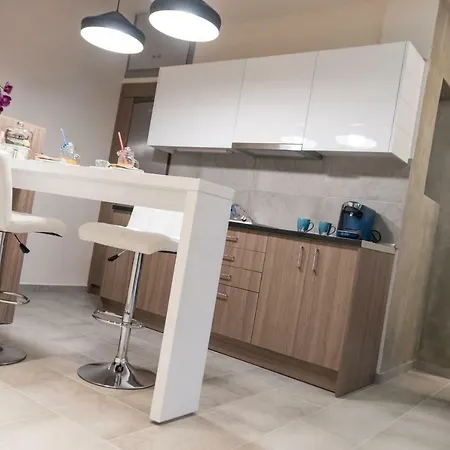 Jetties & Moorings * 卡瓦拉