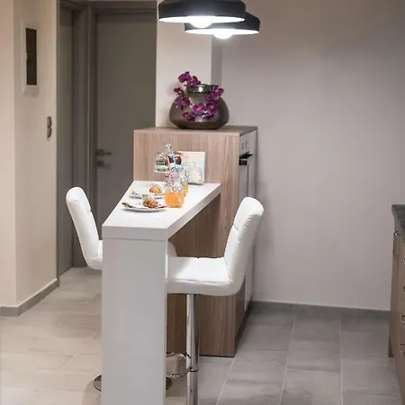 Jetties & Moorings Apartamento Kavala