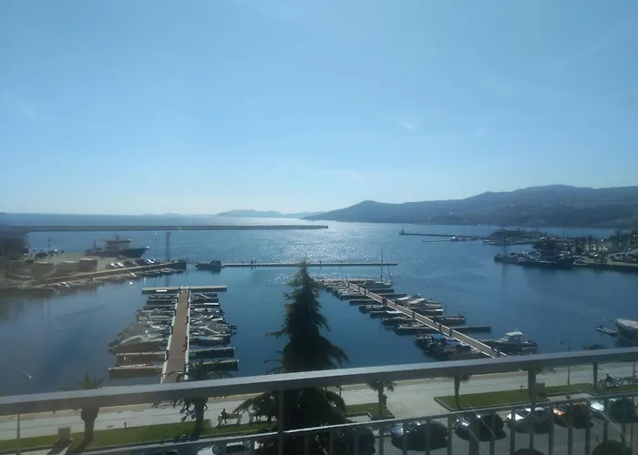 Jetties & Moorings *